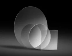 Ultra-Thin Nanoparticle Polarizers